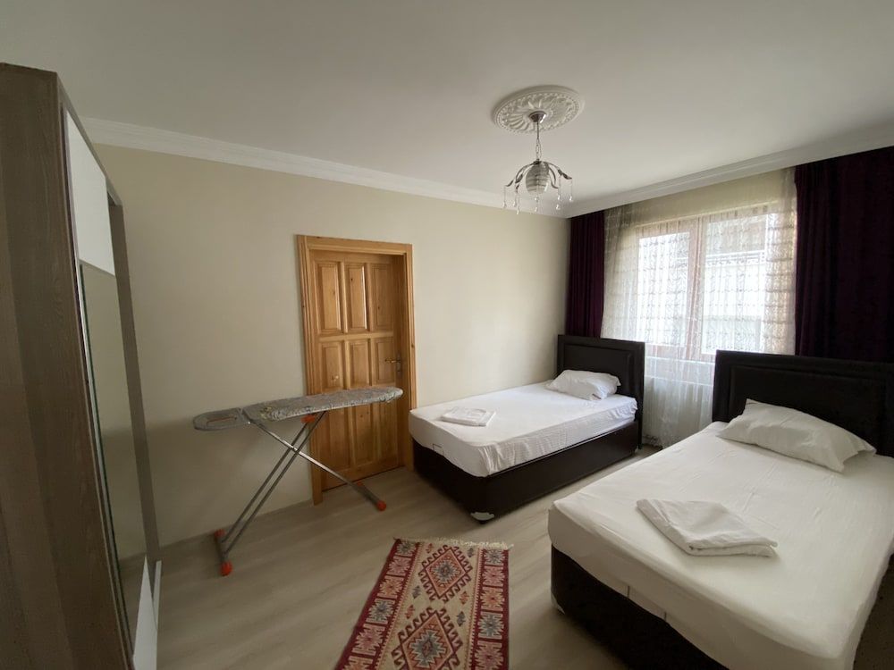 undefined ÖZGÜRCAN APART 6