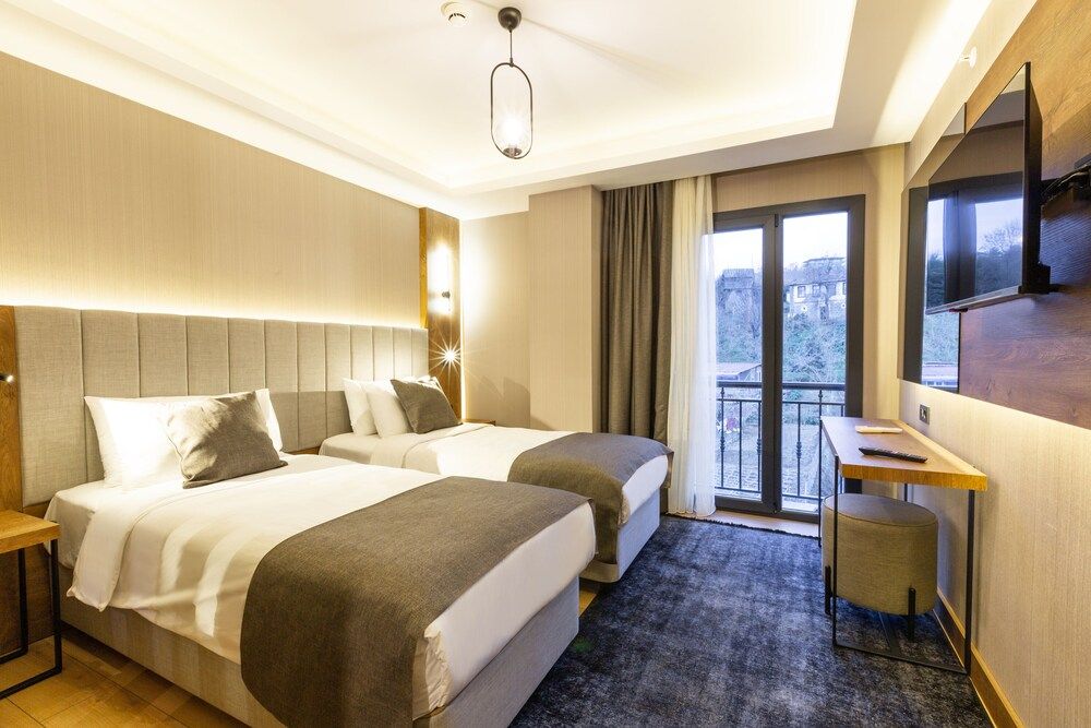 undefined NEHIR OTEL 3