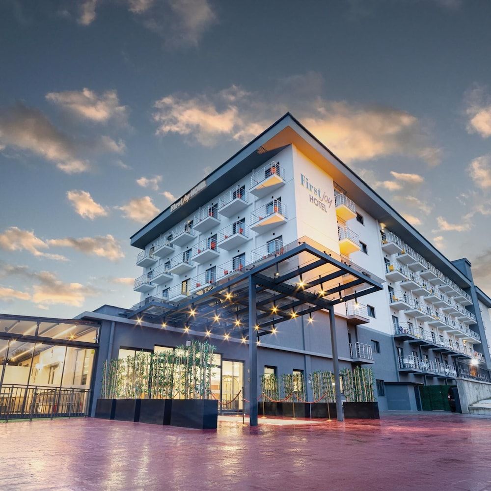 undefined First Joy Hotel 4
