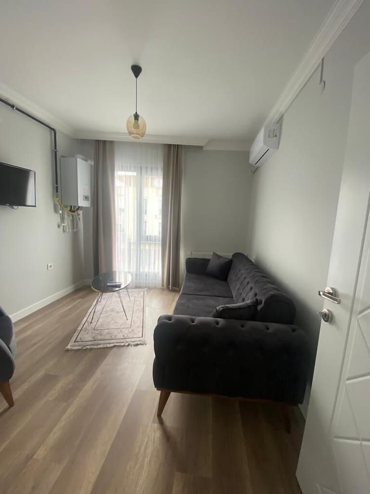 Qzen Suit Apart Comfort Apartment 7