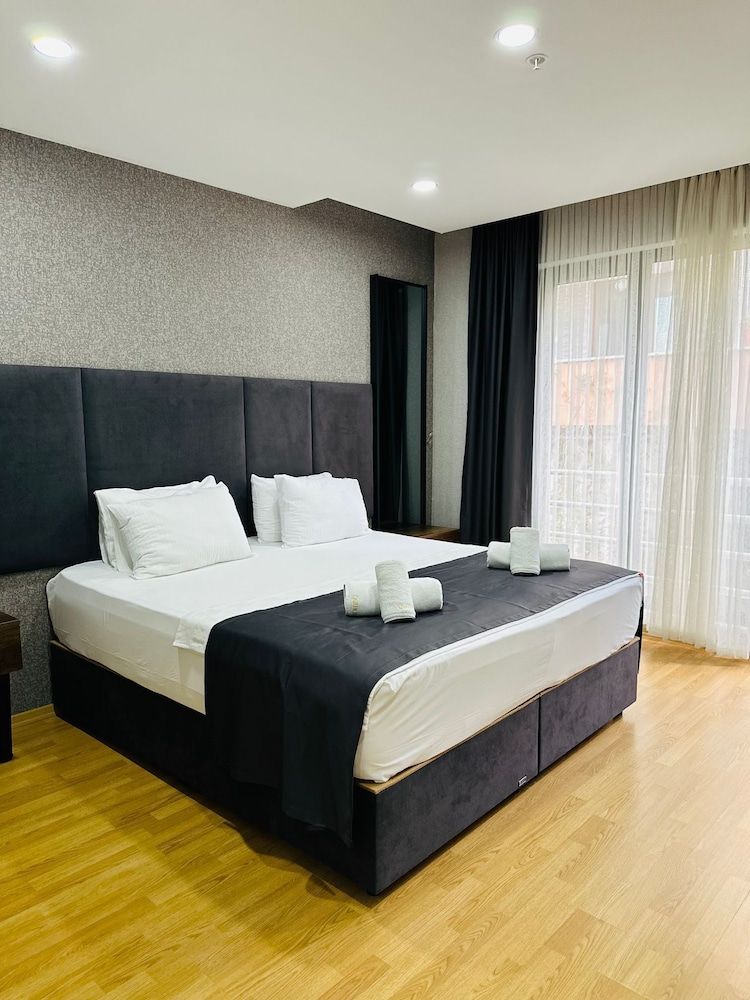 undefined Queen Palace Hotel Trabzon 7