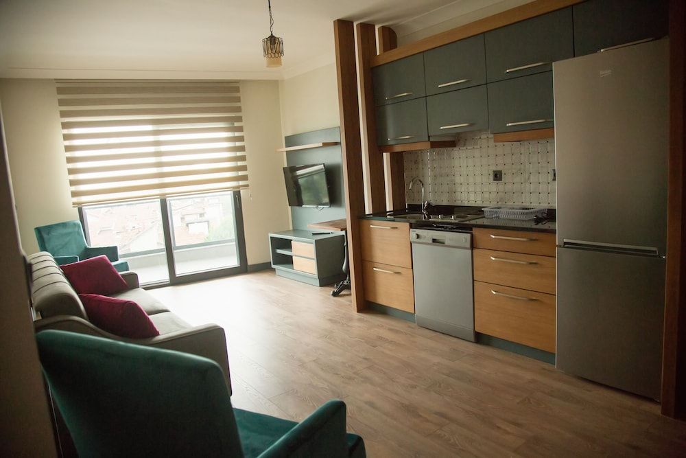 Ceneviz Suit Hotel Apartment, 1 Bedroom, Kitchenette, City View 14