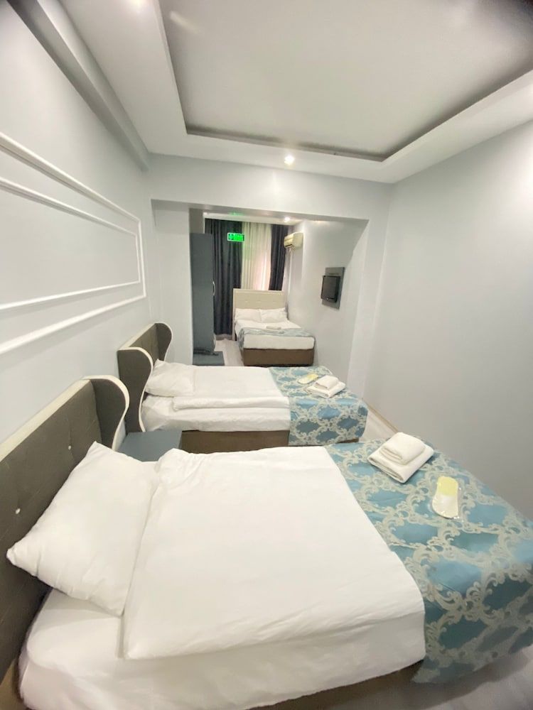 undefined Abam Hotel 3