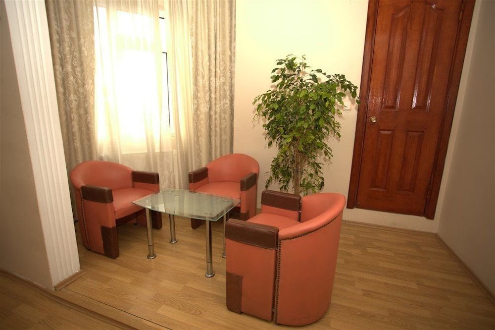 undefined Aquarium Hotel 9