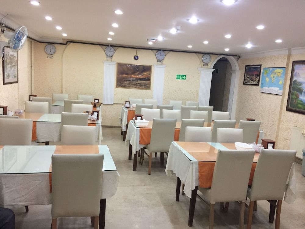 undefined Florin Hotel 9