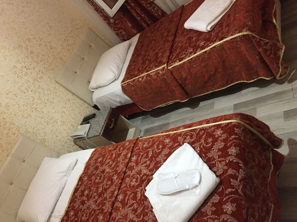 undefined Florin Hotel