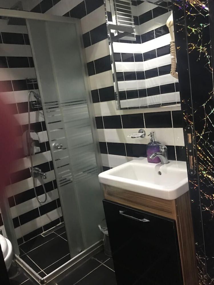 Fairytale Hotel Single Room 5