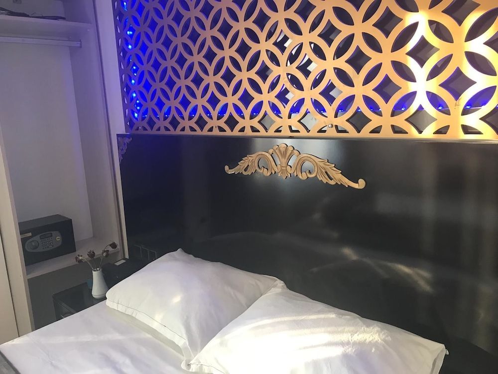 Fairytale Hotel Triple Room 3