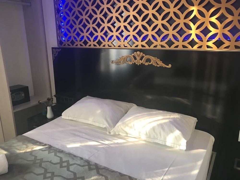 Fairytale Hotel Single Room 2