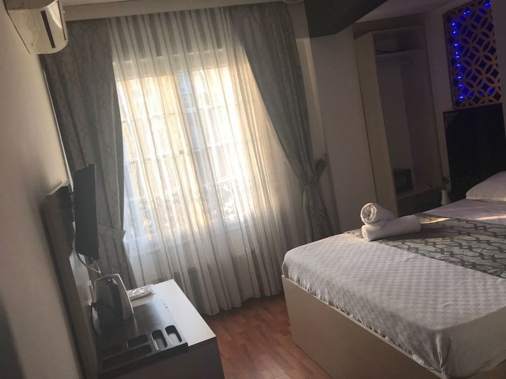 Fairytale Hotel Single Room