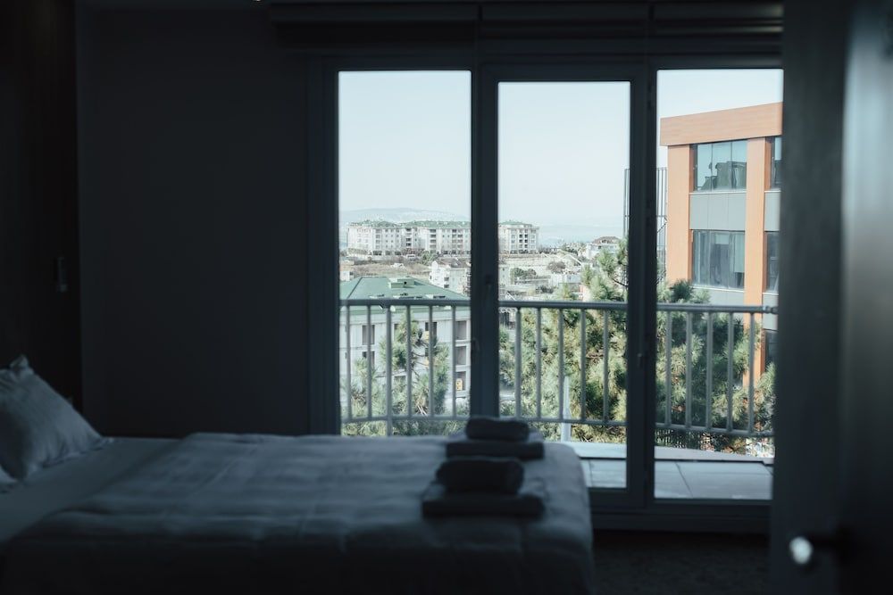 NY World Hotel Standard Room, Garden View 8