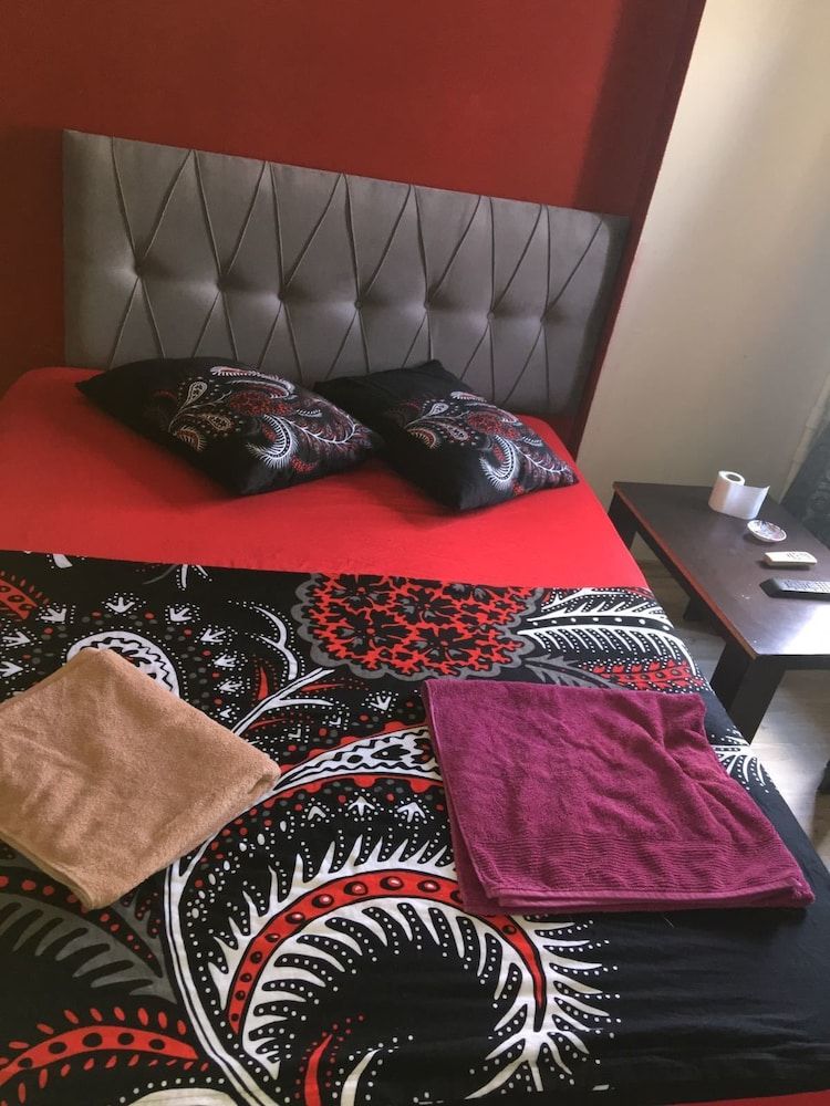 undefined Guven Suit Otel 4