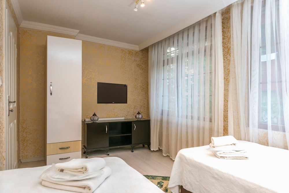 Splendor Suite Family Apartment, Ground Floor 6