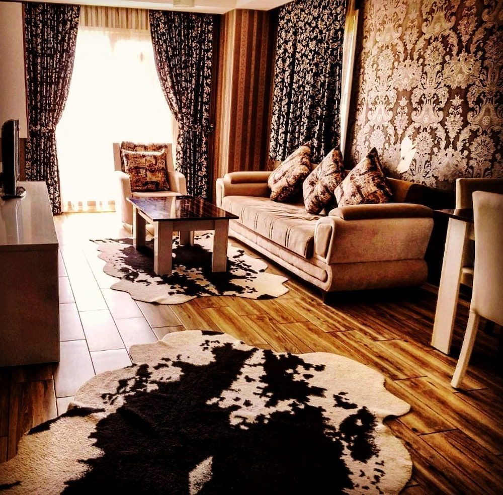 undefined Sefa House 2