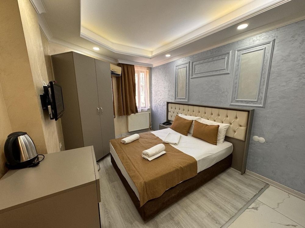 undefined Grand Kybele Hotel 6