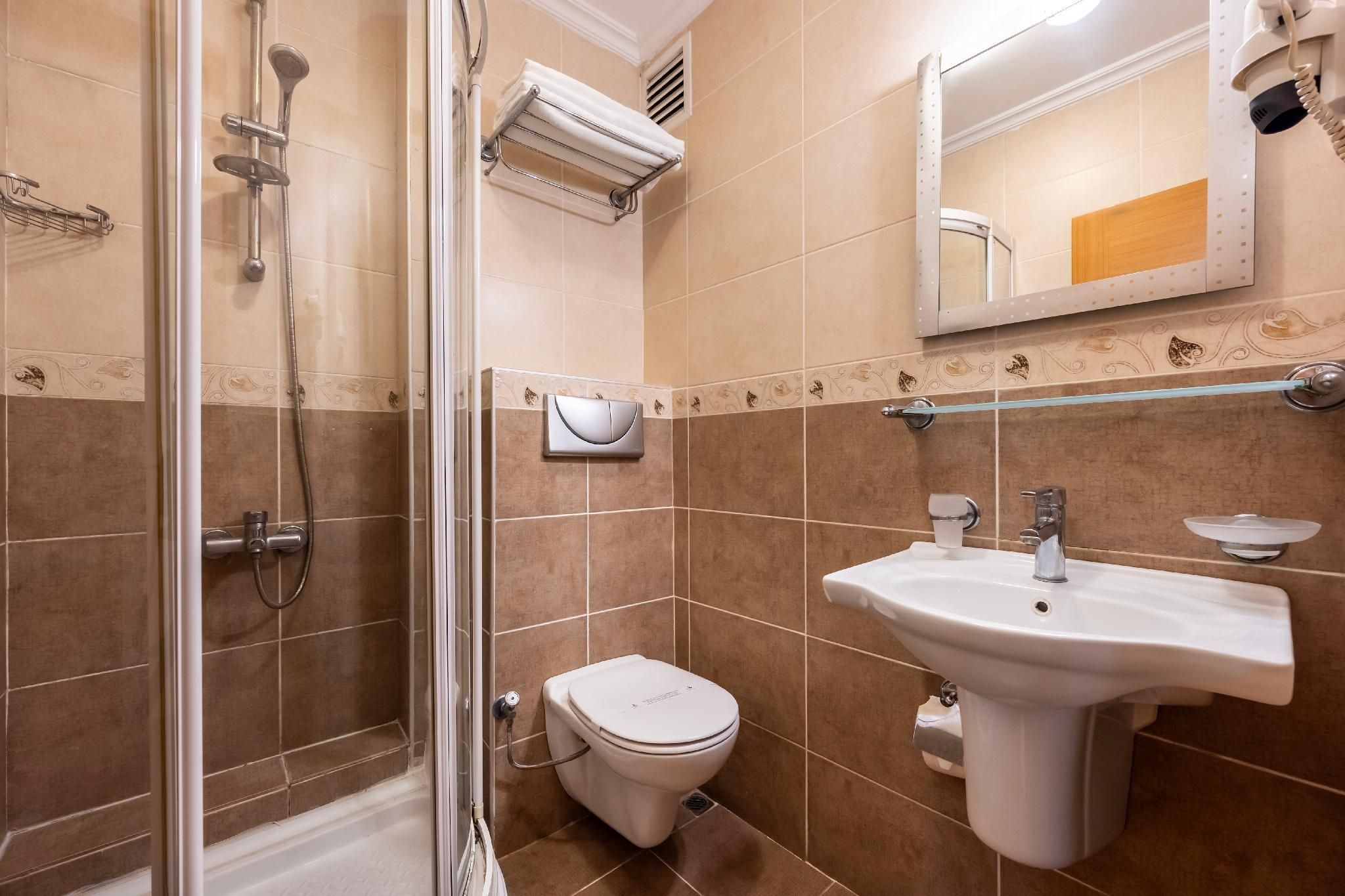 undefined Bristol Hotel 10