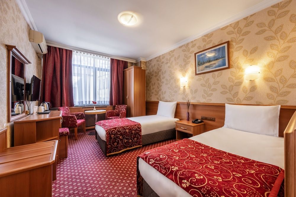 Bristol Hotel Standard Double or Twin Room