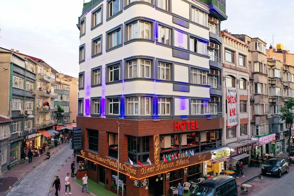 undefined Best House Hotel 8