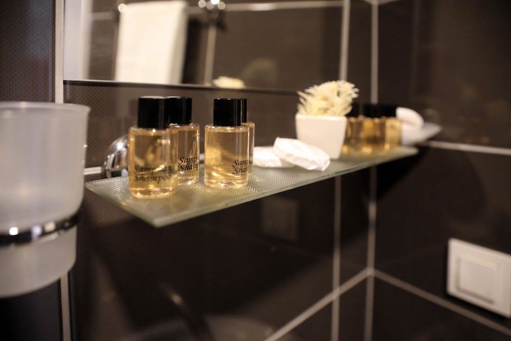 The Merwano Hotel Deluxe Room 7