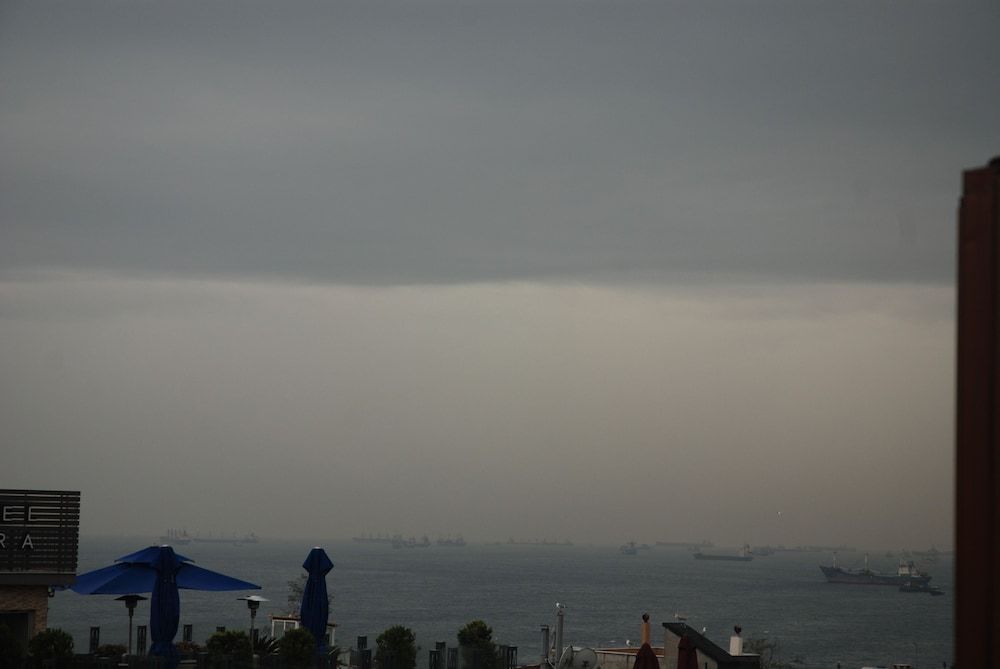 undefined La Mer Boutique Hotel 4