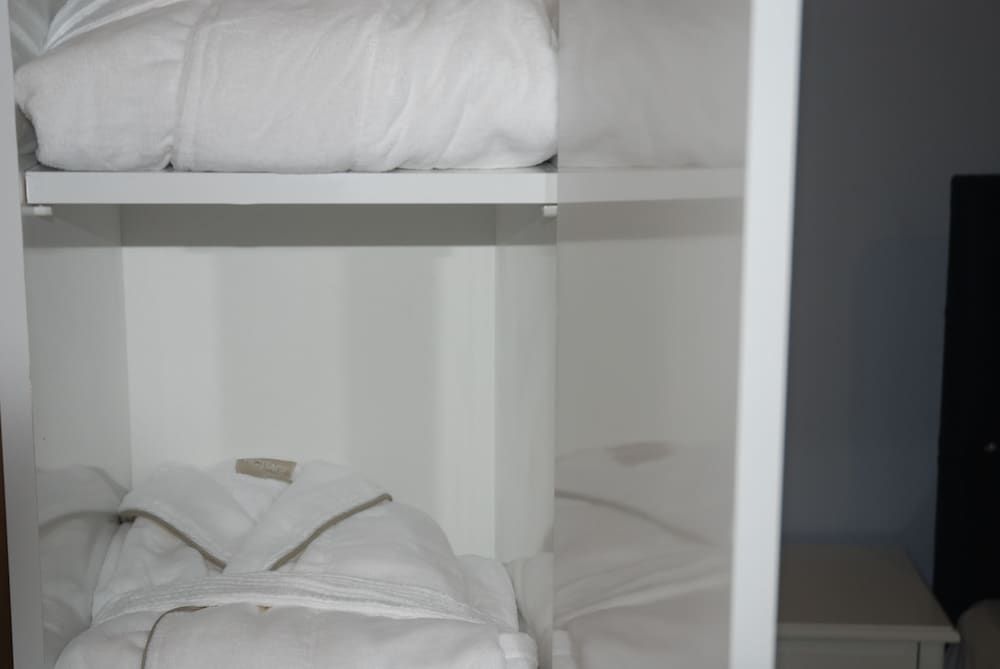 La Mer Boutique Hotel Standard Triple Room 4