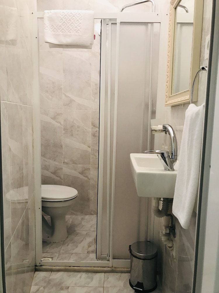 La Mer Boutique Hotel Standard Room 6