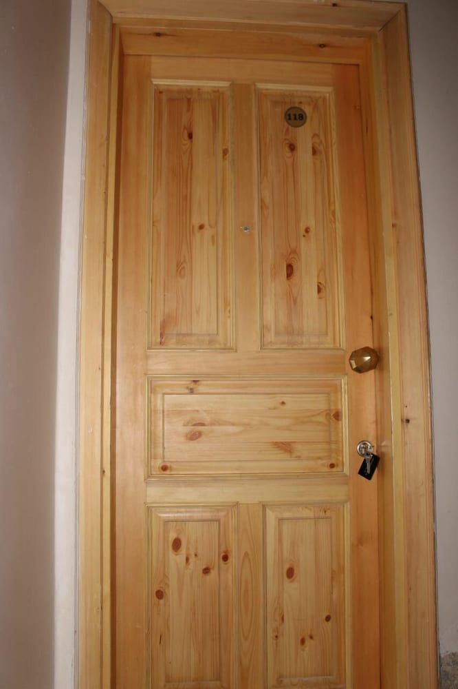 undefined Nicoleport 2