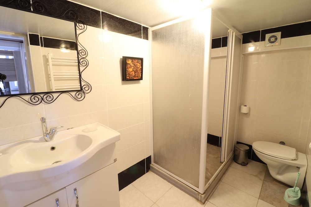 Miray Apart Hotel Family Room 7