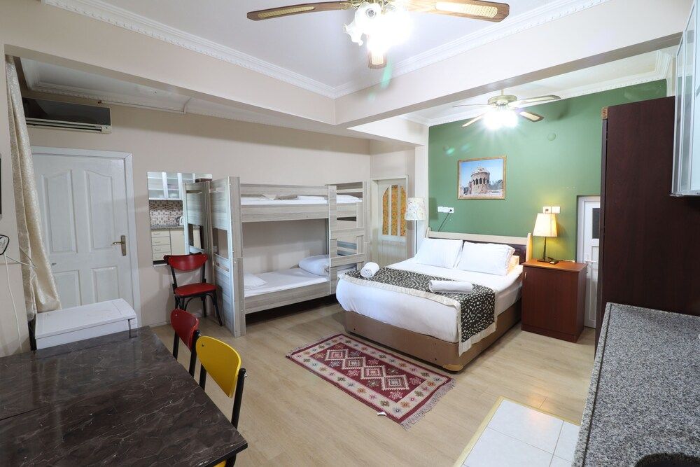 Miray Apart Hotel Family Room 4