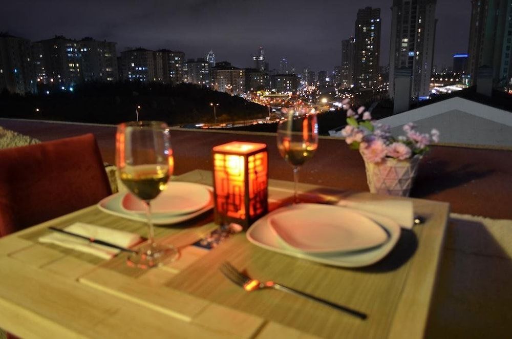 undefined Elegance Asia Hotel 7