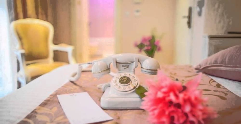 Elegance Asia Hotel Superior Double or Twin Room 5