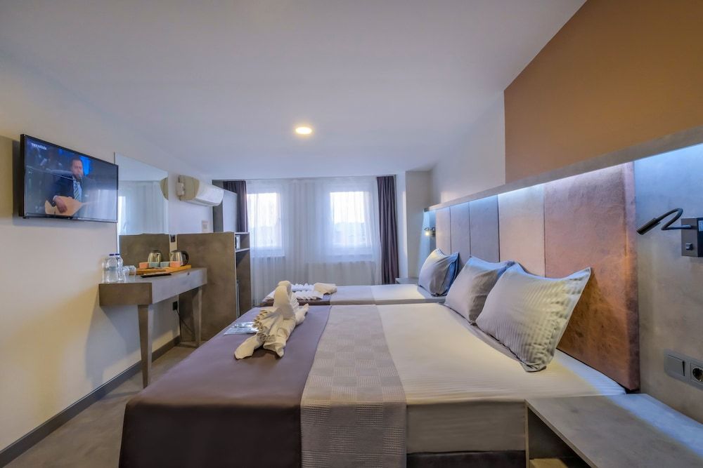 Family Room, Multiple Beds, Non Smoking