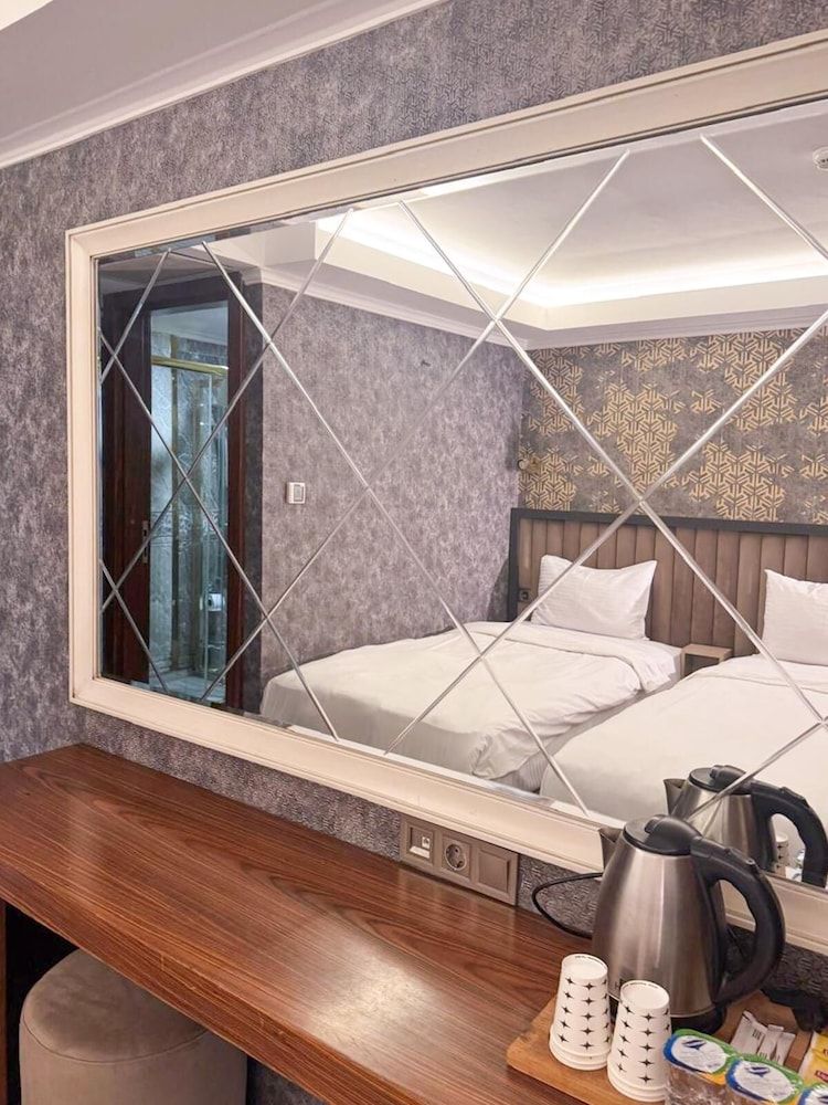 Sultan City Hotel Classic Triple Room, Multiple Beds