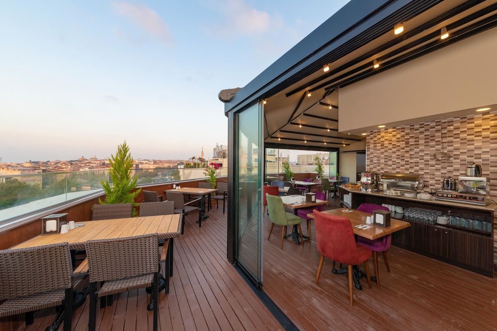 undefined Sultan City Hotel 7