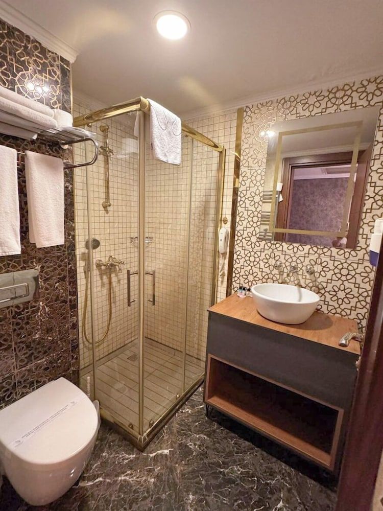 Sultan City Hotel Classic Triple Room, Multiple Beds 4