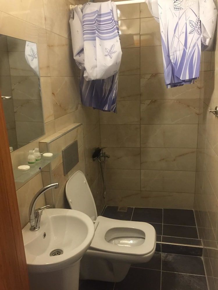 Timur Hotel Single Room 4