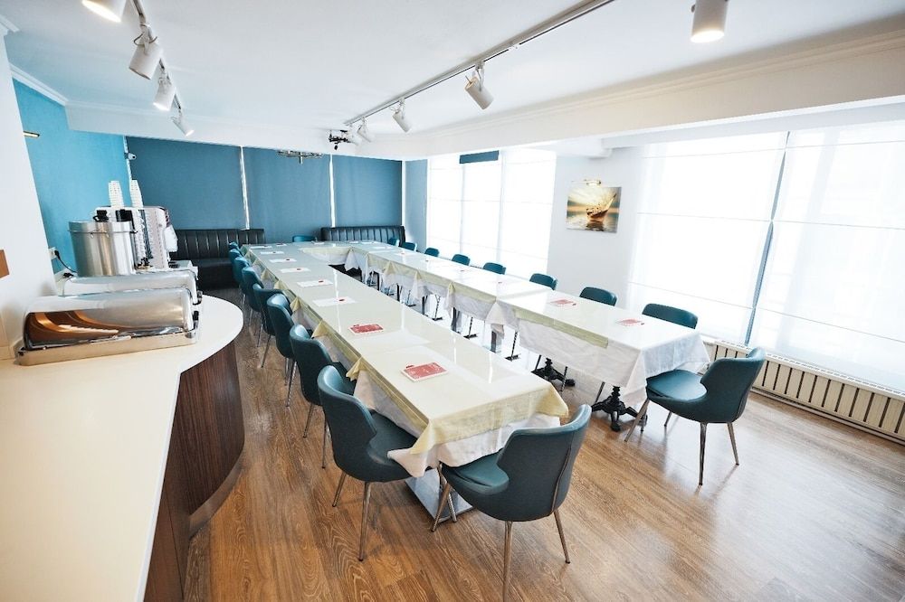 undefined Taximtown Hotel 10