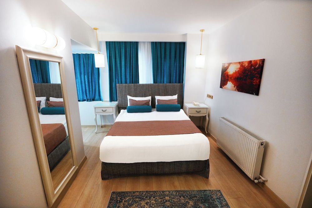 Taximtown Hotel Deluxe Double or Twin Room 3