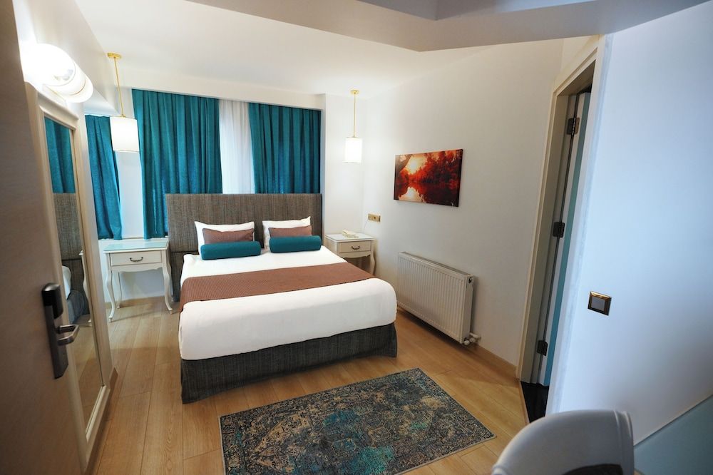 Taximtown Hotel Deluxe Double or Twin Room 4