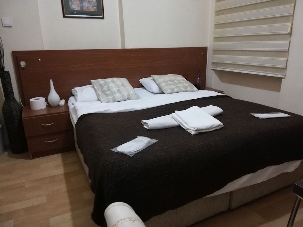 undefined Palyaco House 2