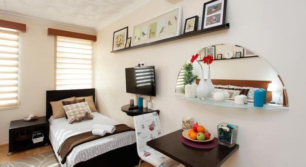 undefined Palyaco House 6