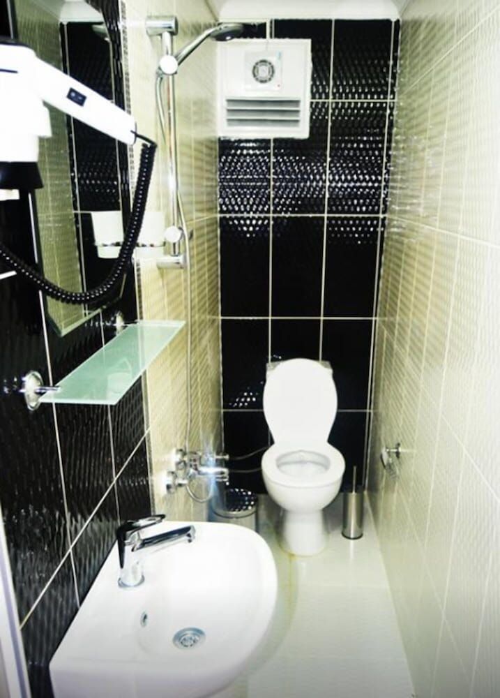 undefined Palyaco House 9