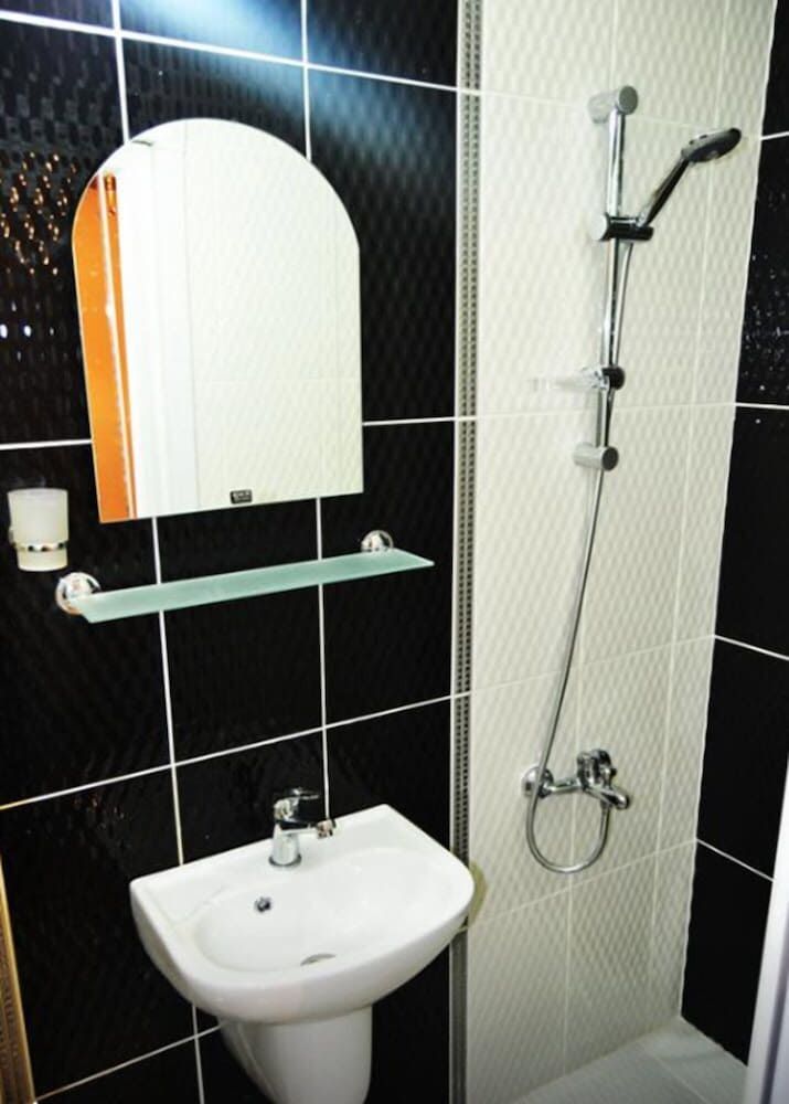 undefined Palyaco House 10