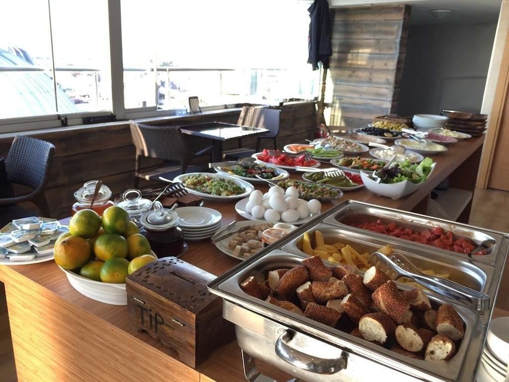 undefined Alf Hotel 10