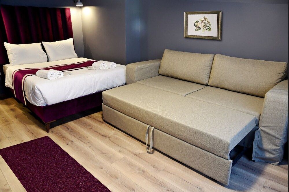 undefined Class Suites Taxim 6