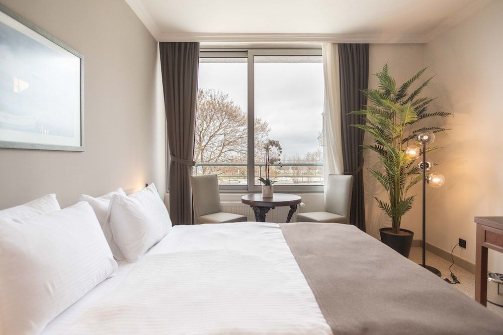 undefined Destiny Marine Hotel 3