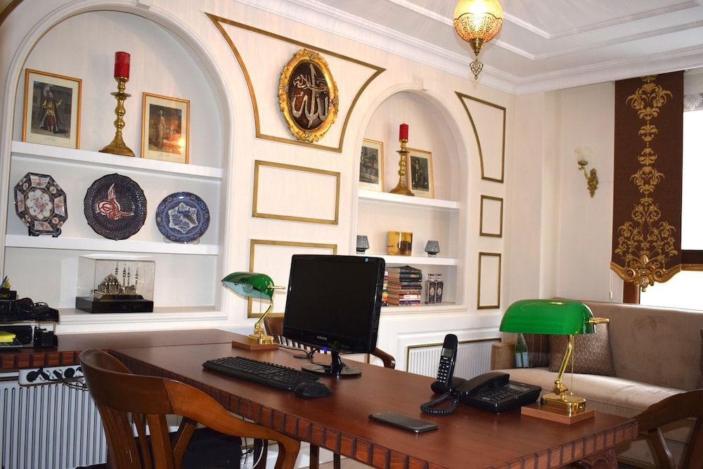 undefined Burckin Suleymaniye 8