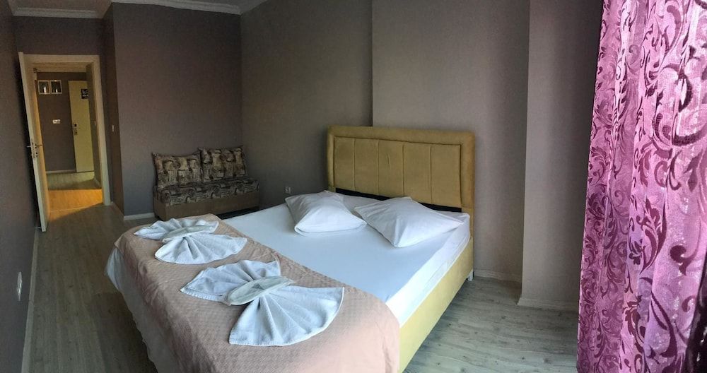 undefined Best Suites & Studios 10