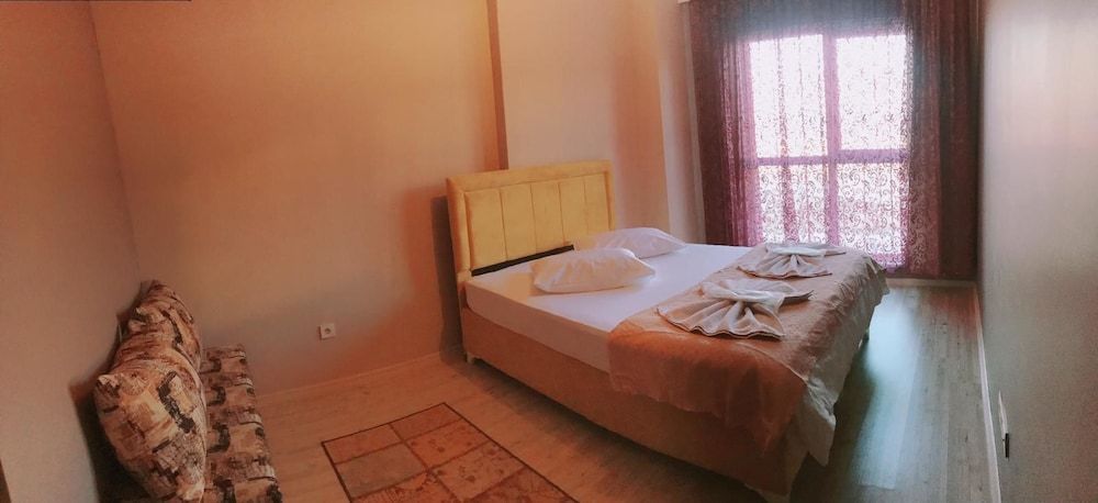 undefined Best Suites & Studios 3