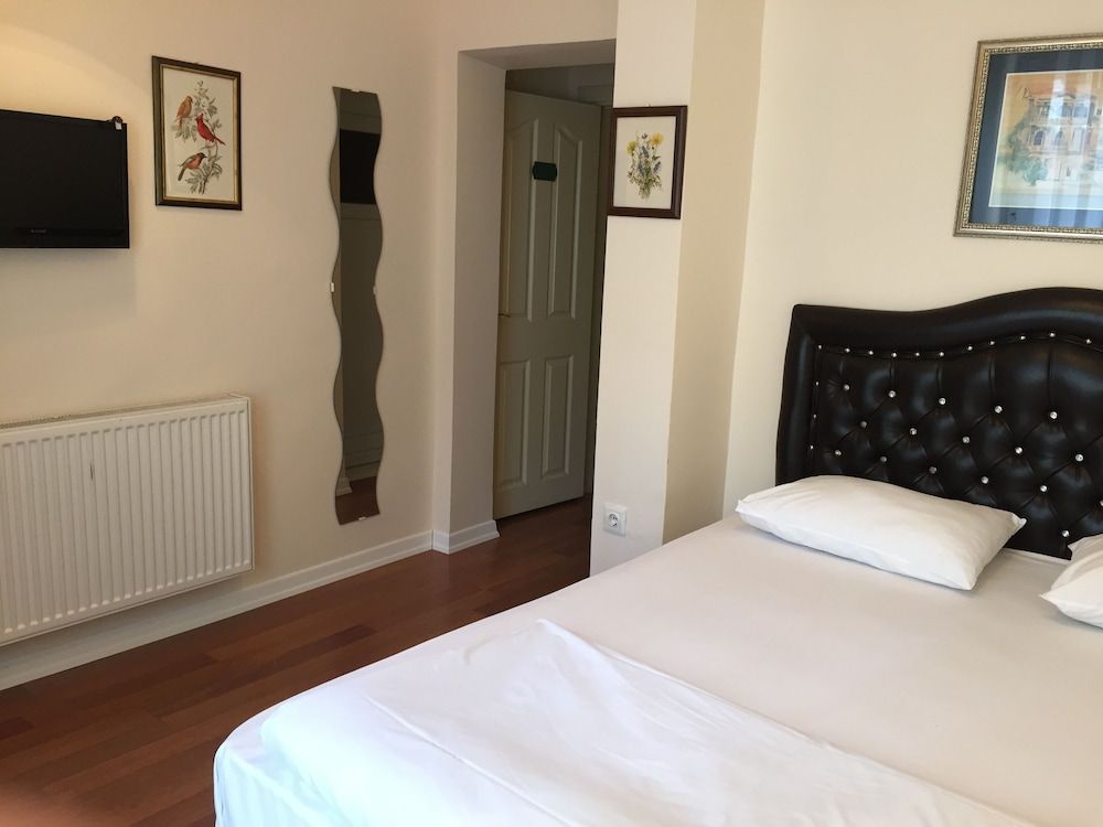 Nobel Hostel Guesthouse Deluxe Double Room, Private Bathroom 4